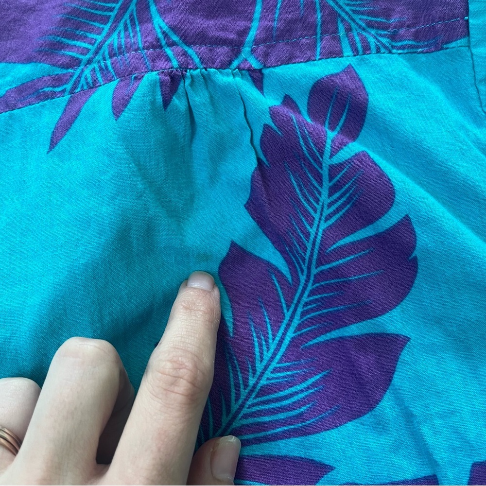Vintage ‘80s Hilo Hattie’s Purple Hawaiian Top Sz S - Picture 5 of 5